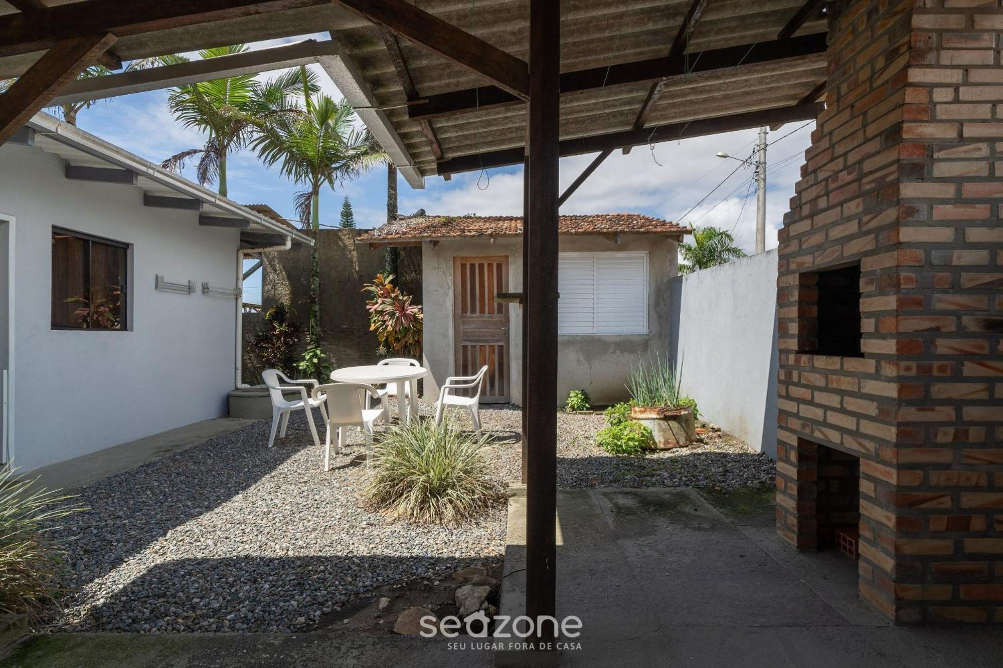 Bela Casa A 100m Da Da Armacao Rpr056 *