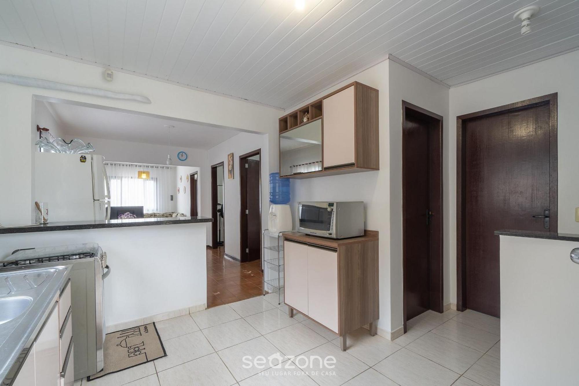 Bela Casa A 100m Da Da Armacao Rpr056