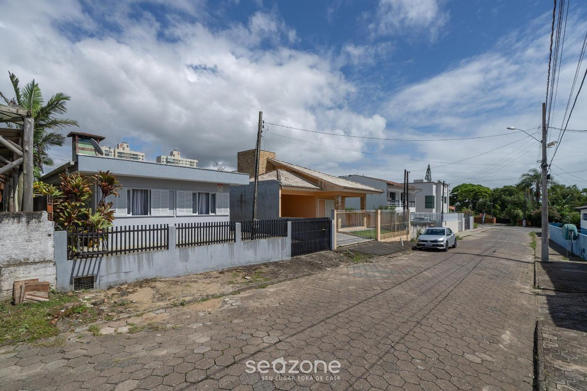 Bela Casa A 100m Da Da Armacao Rpr056 Holiday home