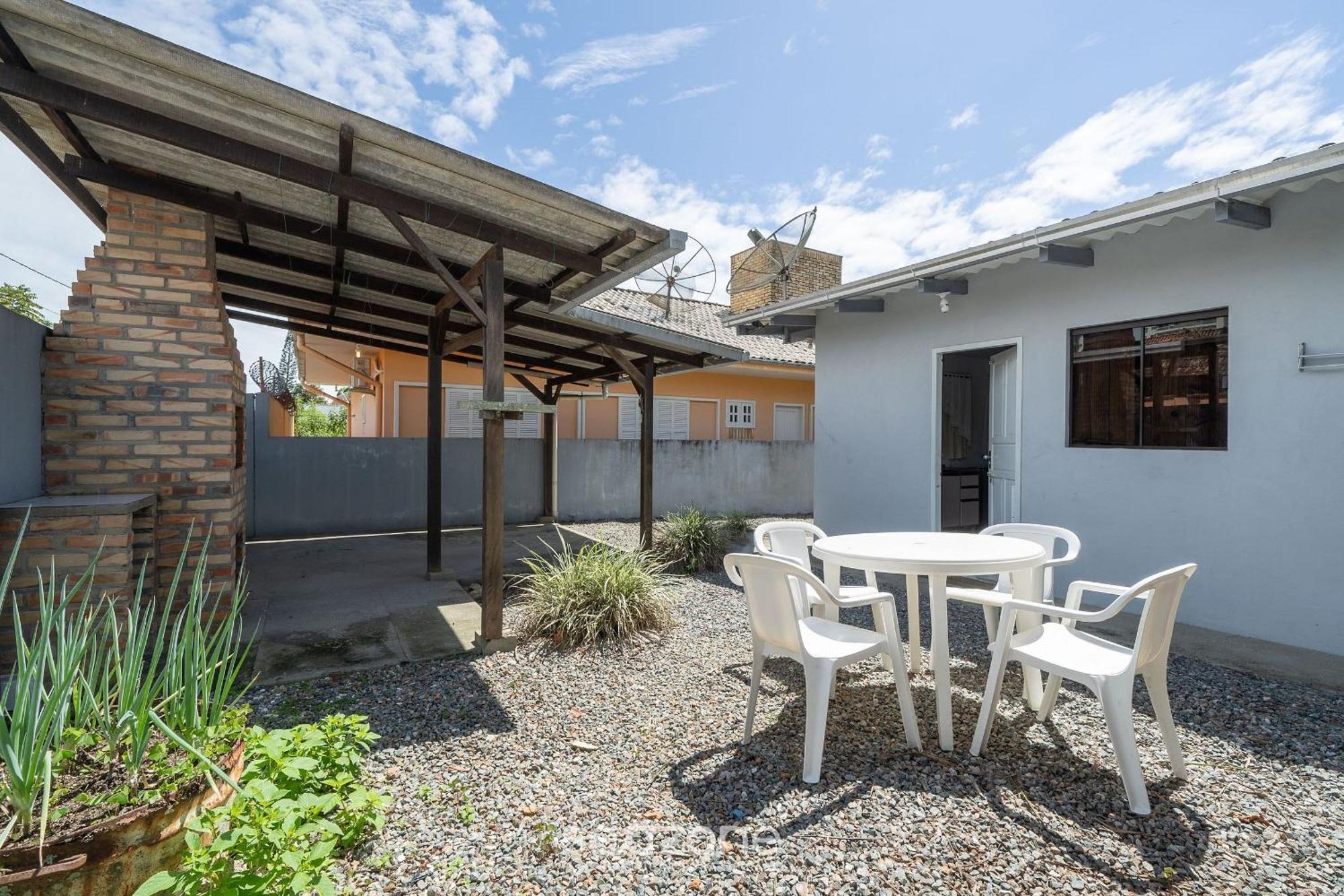 Bela Casa A 100m Da Da Armacao Rpr056 Holiday home
